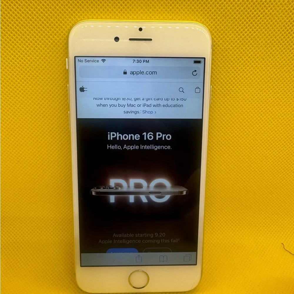 Apple  iPhone 6 Silver 128 GB AT&T (read)